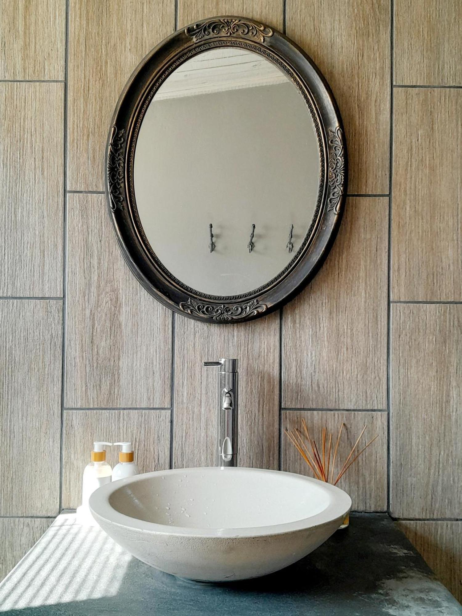 The Rustic Oak Guest house *